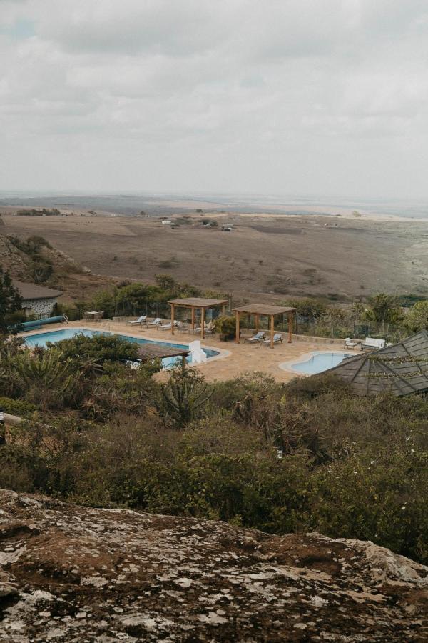 Saab Royale Resort Kajiado エクステリア 写真